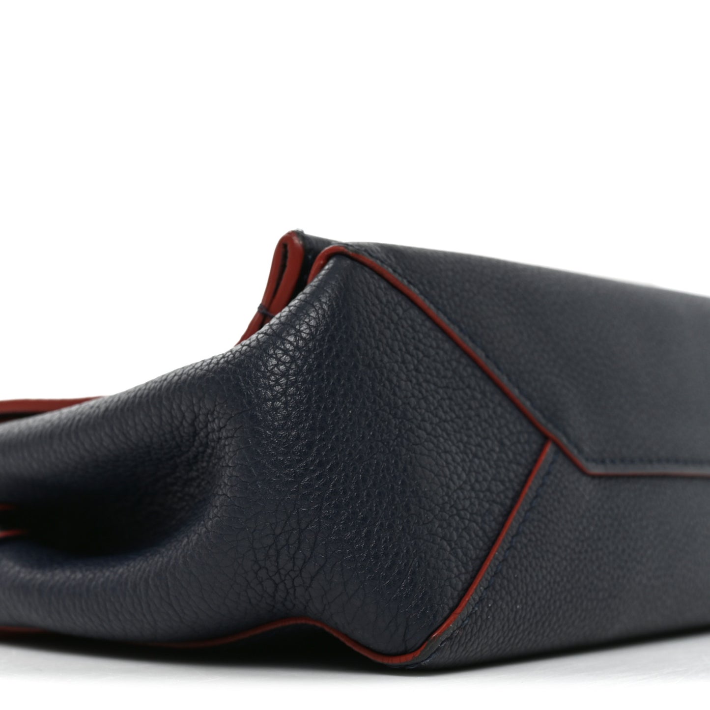 Calfskin Lockme II Chain Bag BB Marine Rouge