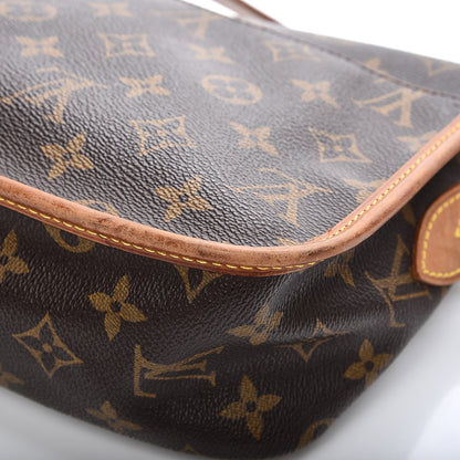 Louis Vuitton Monogram Sac Gibeciere 16 of 19