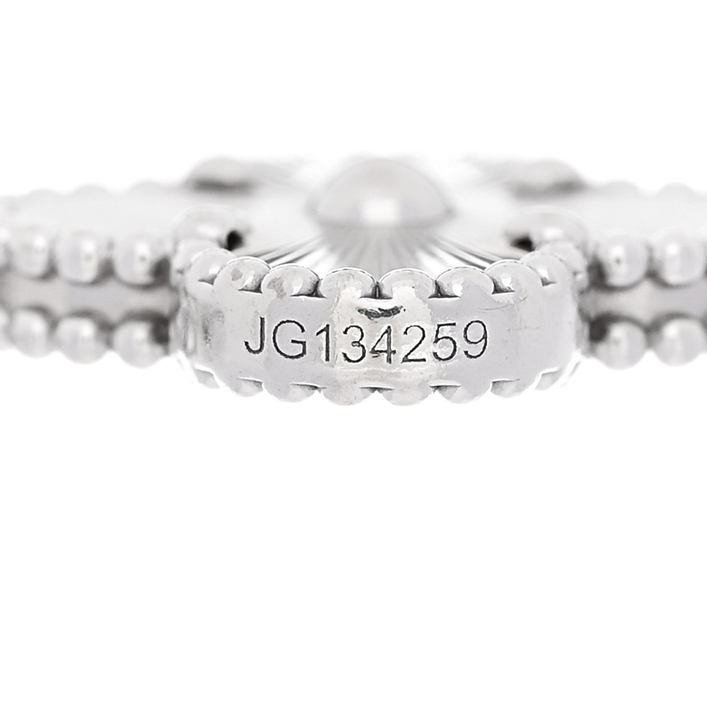 18K White Gold 5 Motifs Guilloche Vintage Alhambra Bracelet