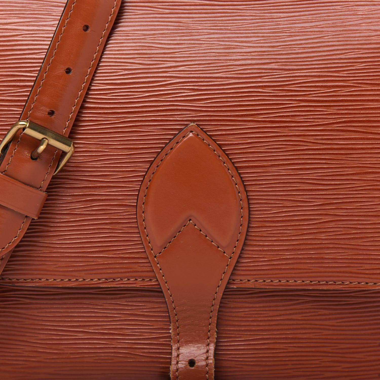 Louis Vuitton Epi Cartouchiere MM Kenyan Fawn 8 of 20