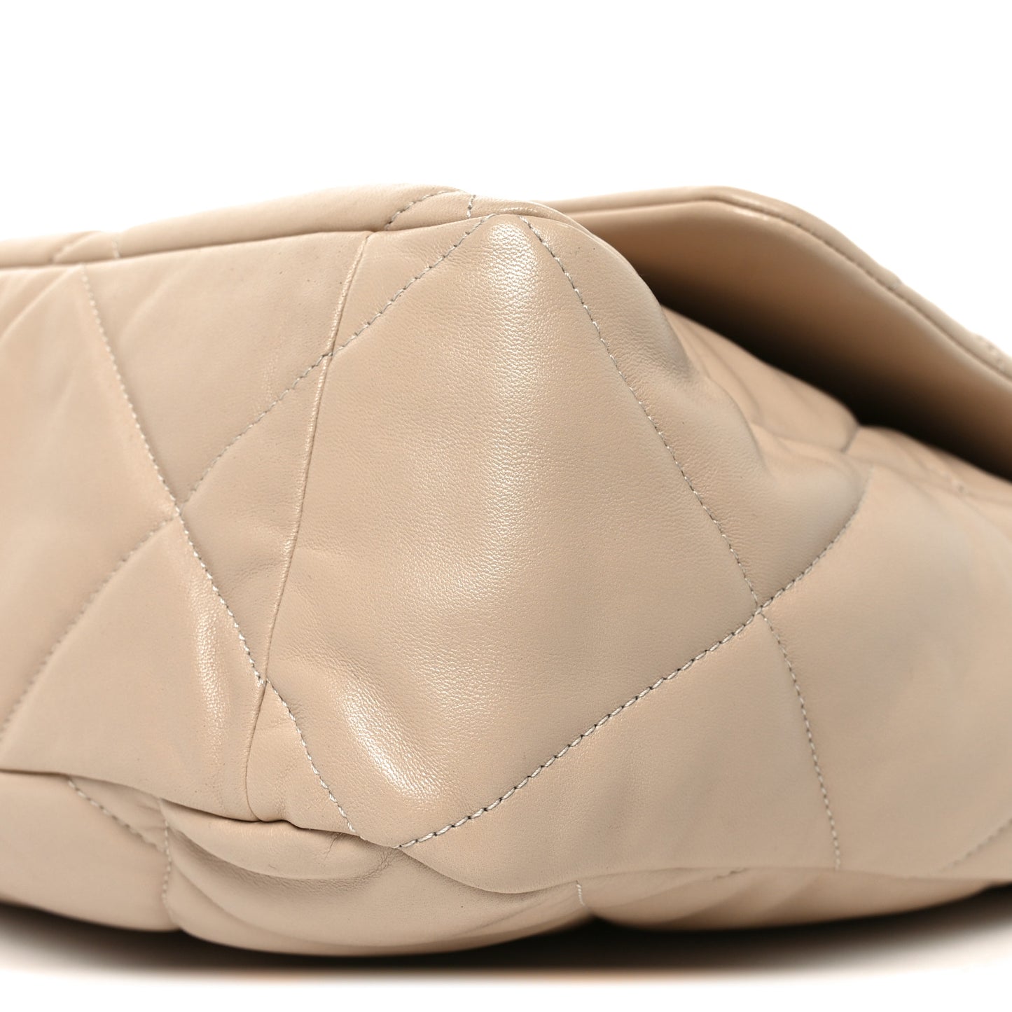 Lambskin Quilted Maxi Chanel 19 Flap Beige