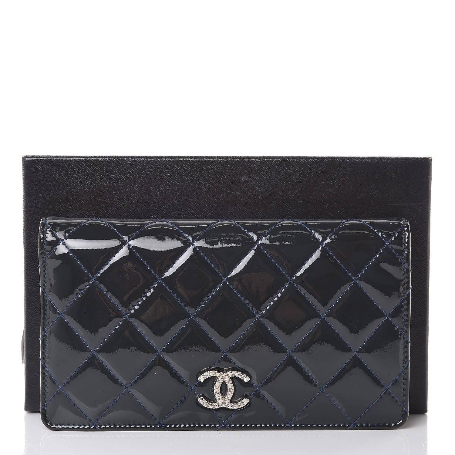 Chanel Patent Quilted Brilliant Yen Wallet Blue Fonce 15 of 15