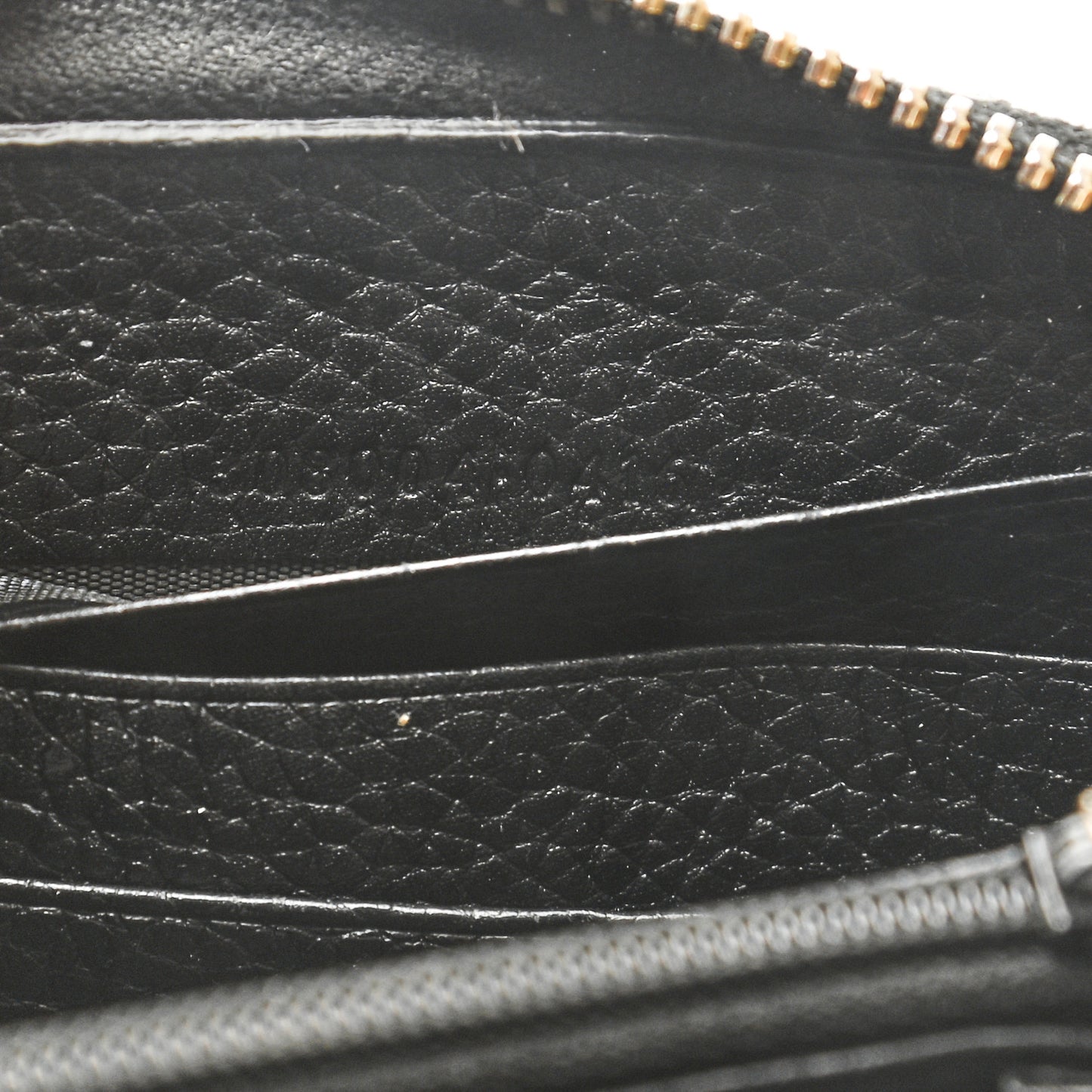 Pebbled Calfskin Soho Zip Around Wallet Black