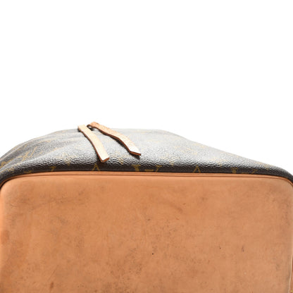 Louis Vuitton Monogram Petit Noe 15 of 17