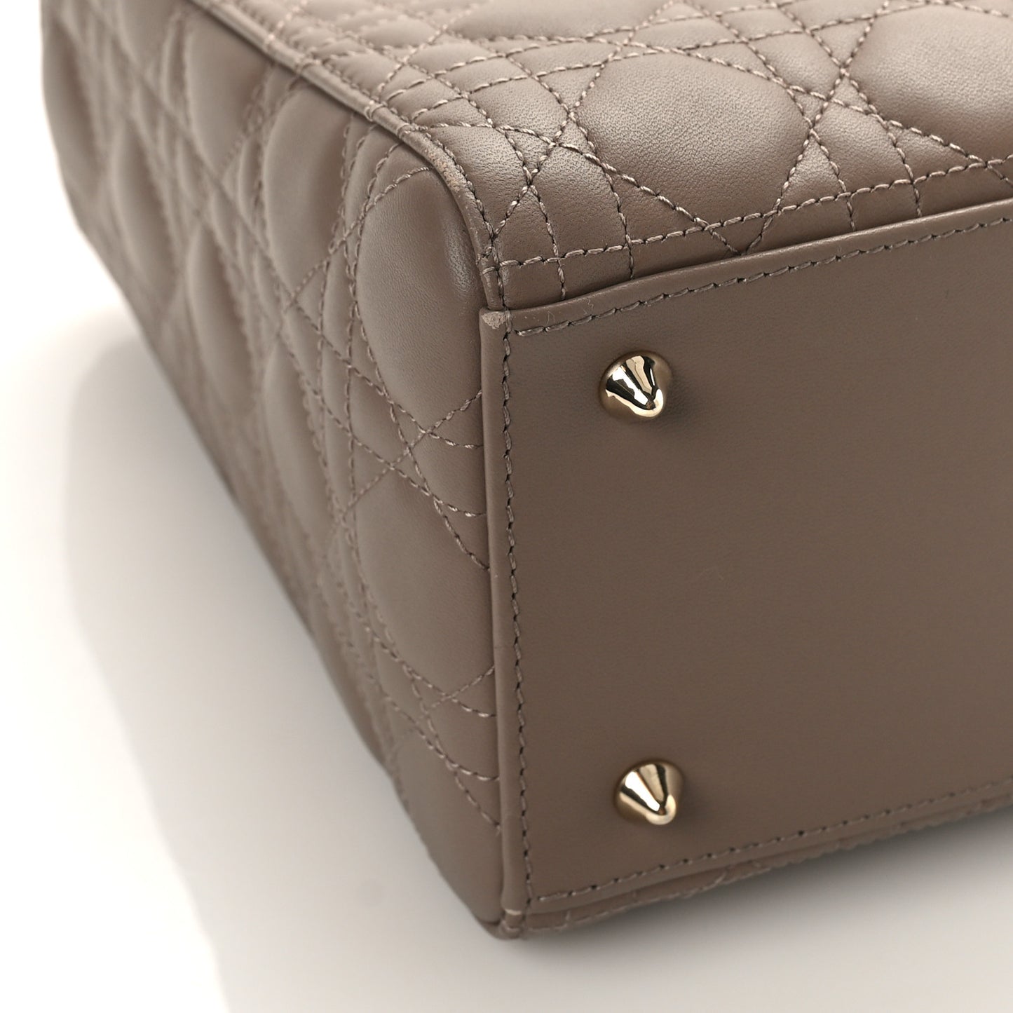 Lambskin Cannage Medium Lady Dior Warm Taupe
