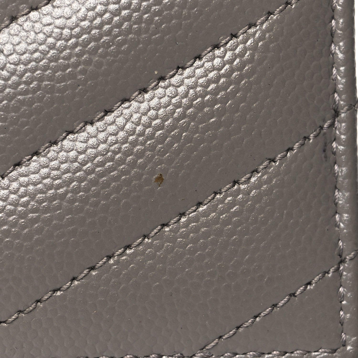 Saint Laurent Grain De Poudre Matelasse Chevron Monogram Credit Card Case Fog 11 of 11