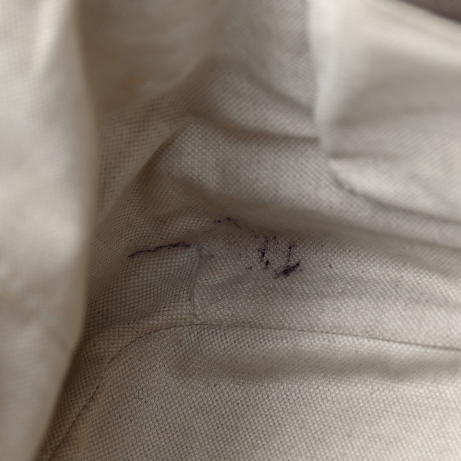 Gucci Metallic Microguccissima Medium Sukey Top Handle Bag Dark Cipria 7 of 15