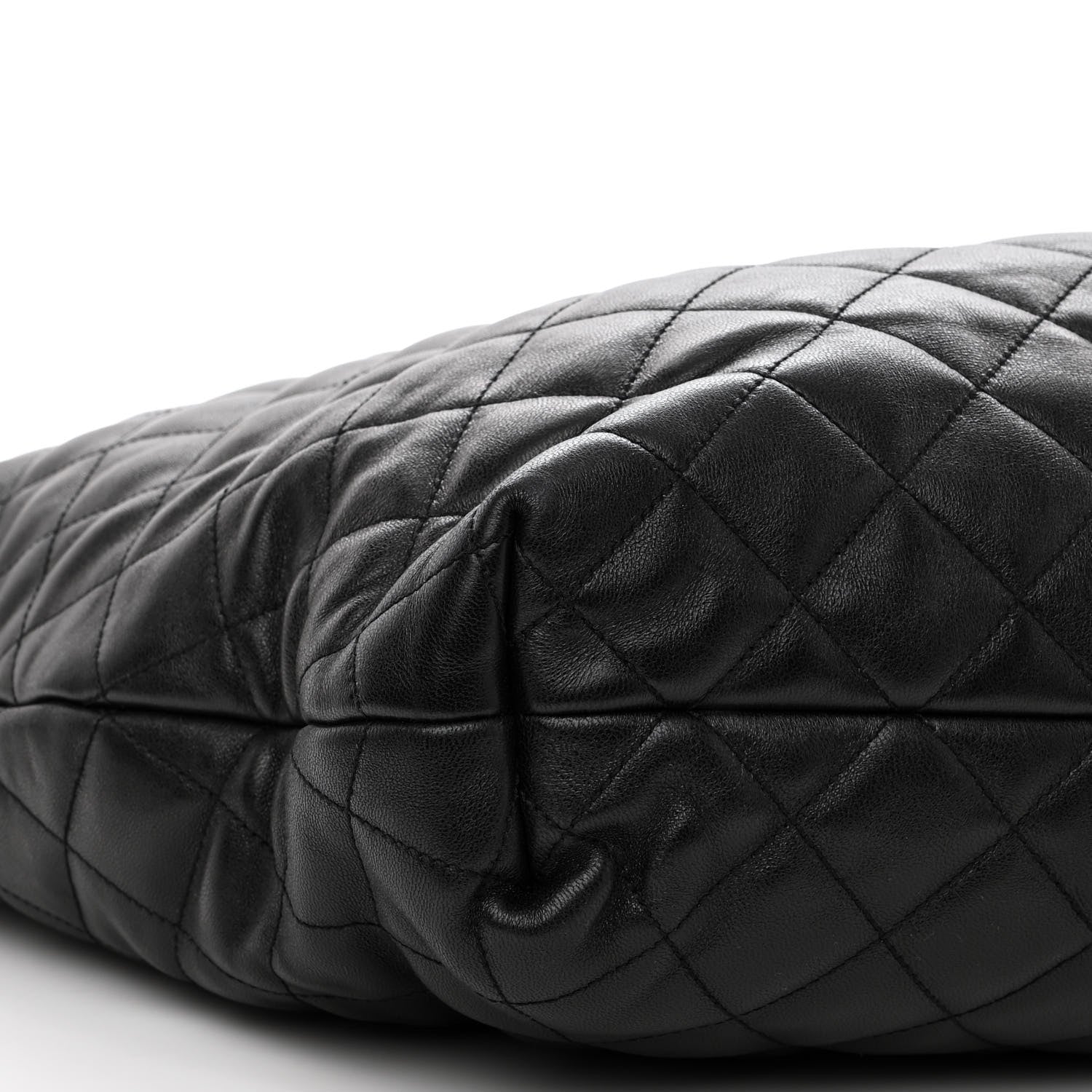 Saint Laurent Lambskin Quilted Maxi Icare Shopping Tote Black 9 of 10