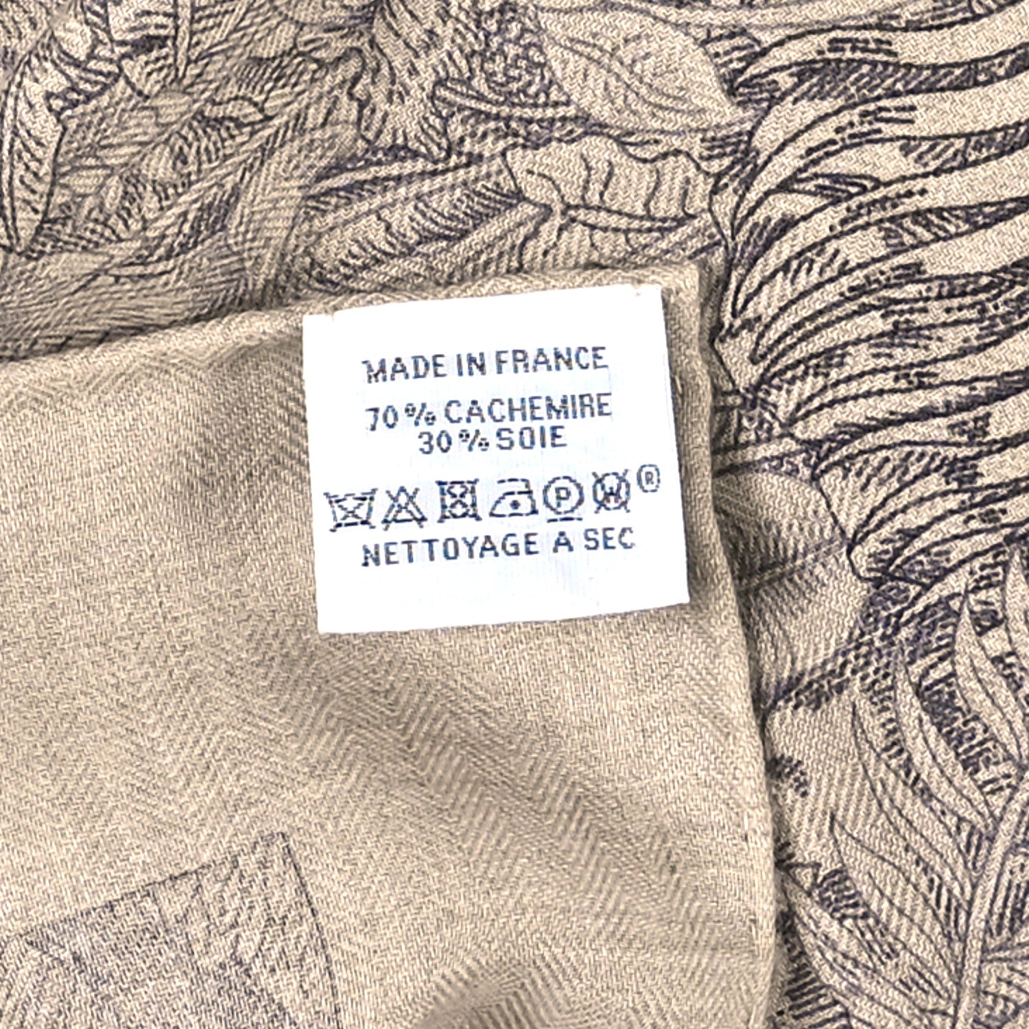 Hermes Cashmere Silk Faubourg Tropical Shawl 140 Naturel Gris Anthracite 3 of 4