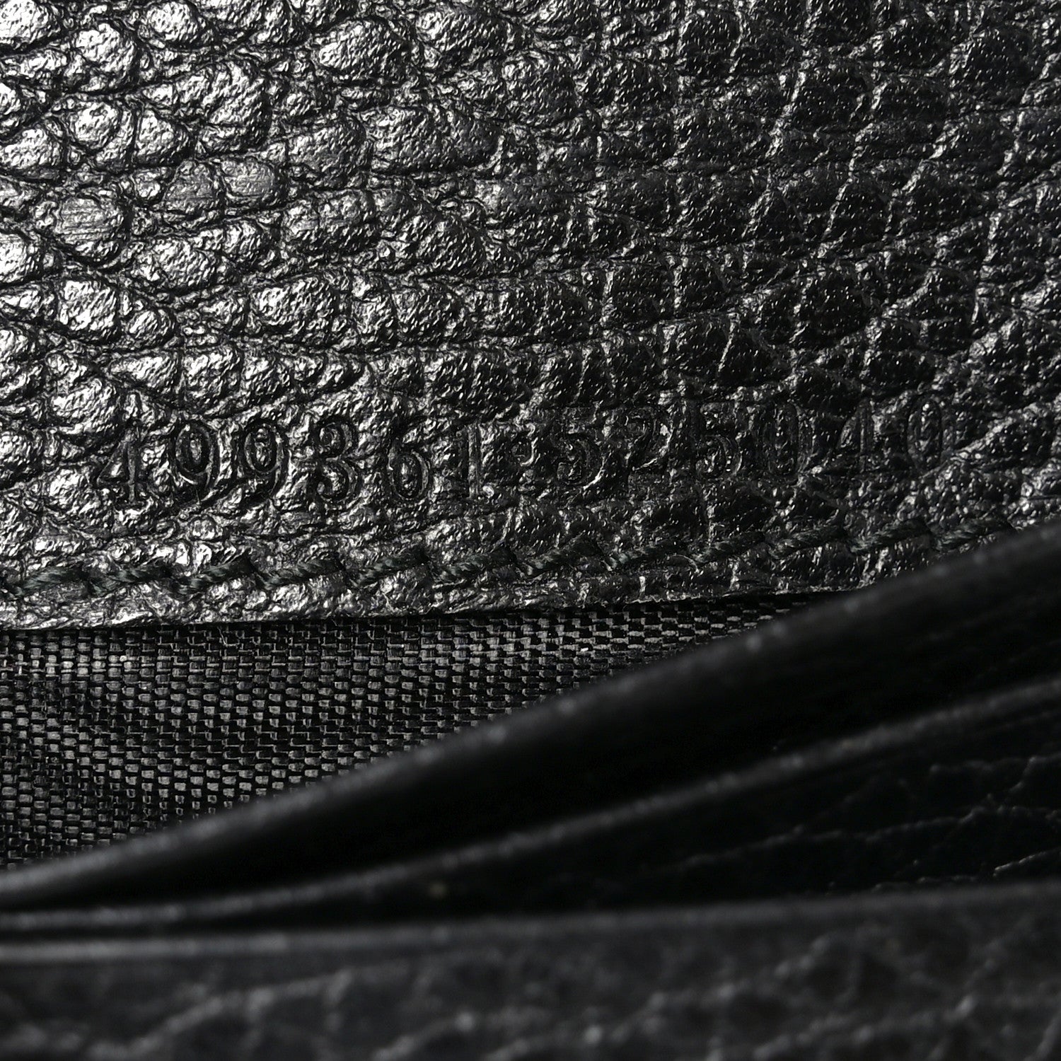 Gucci Pebbled Calfskin Butterfly Card Case Black 7 of 9