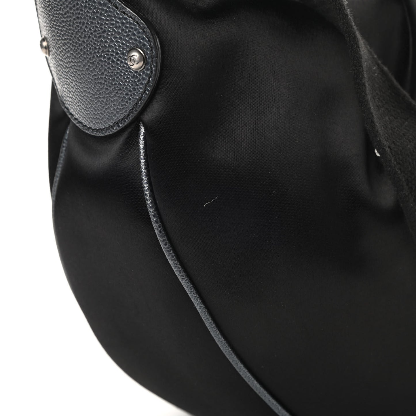 Satin Caviar CC Hobo Black