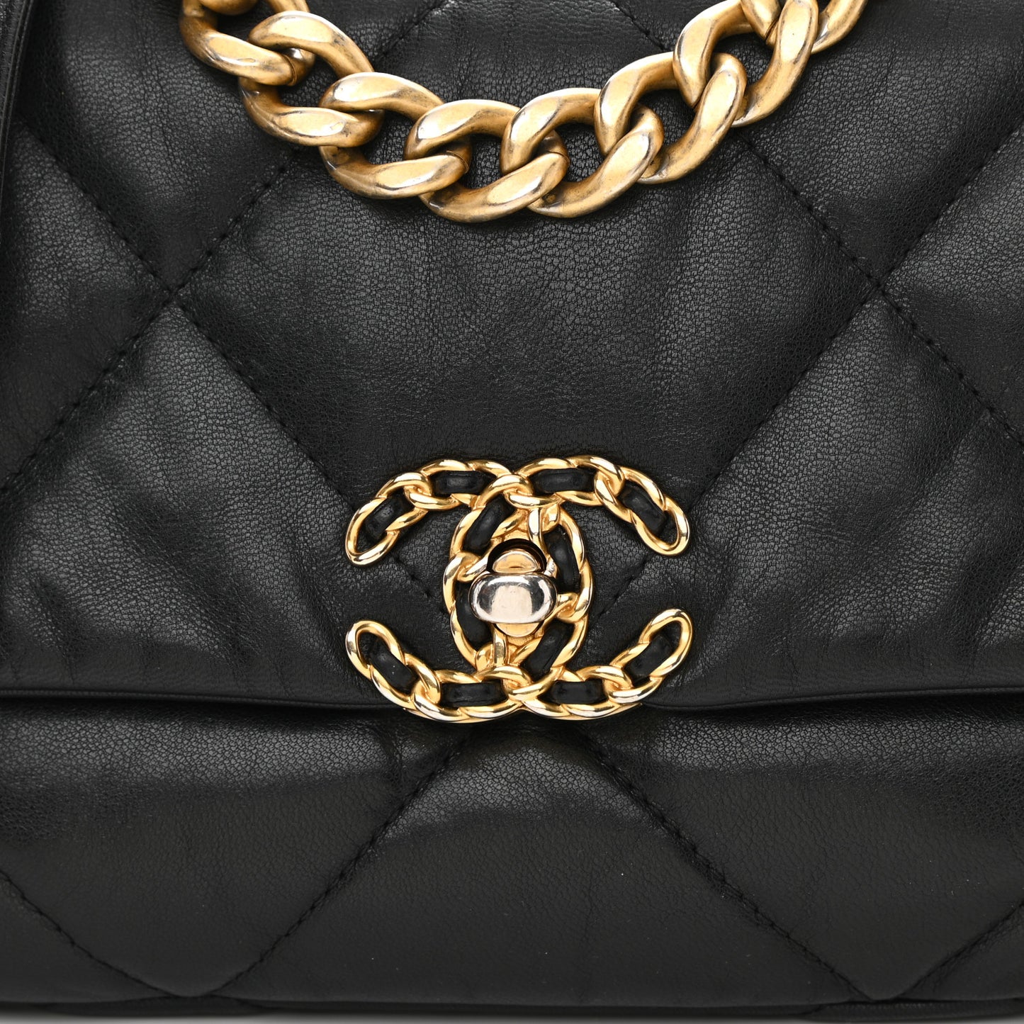 Goatskin Quilted Medium Chanel 19 Flap Black