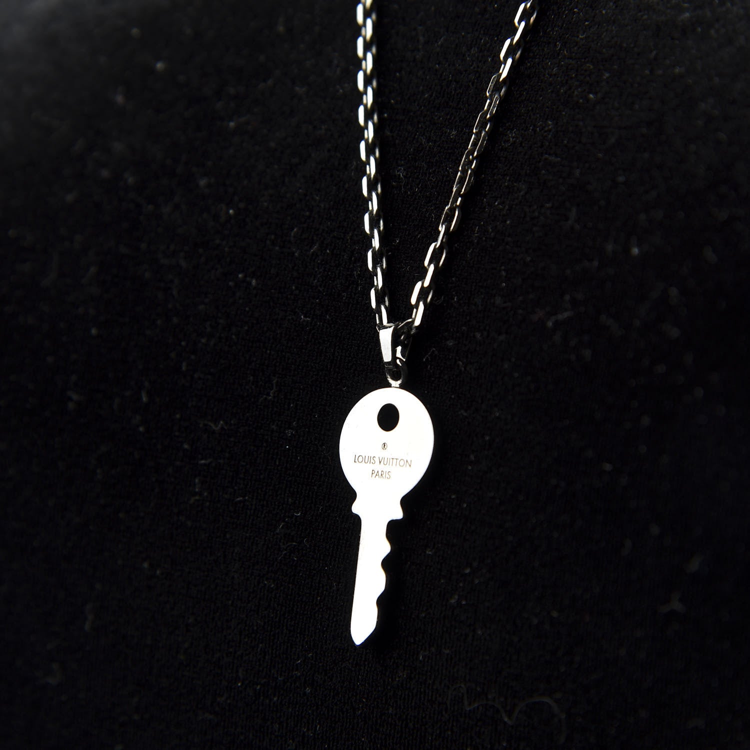 Louis Vuitton LV Initials Necklace Silver 7 of 7