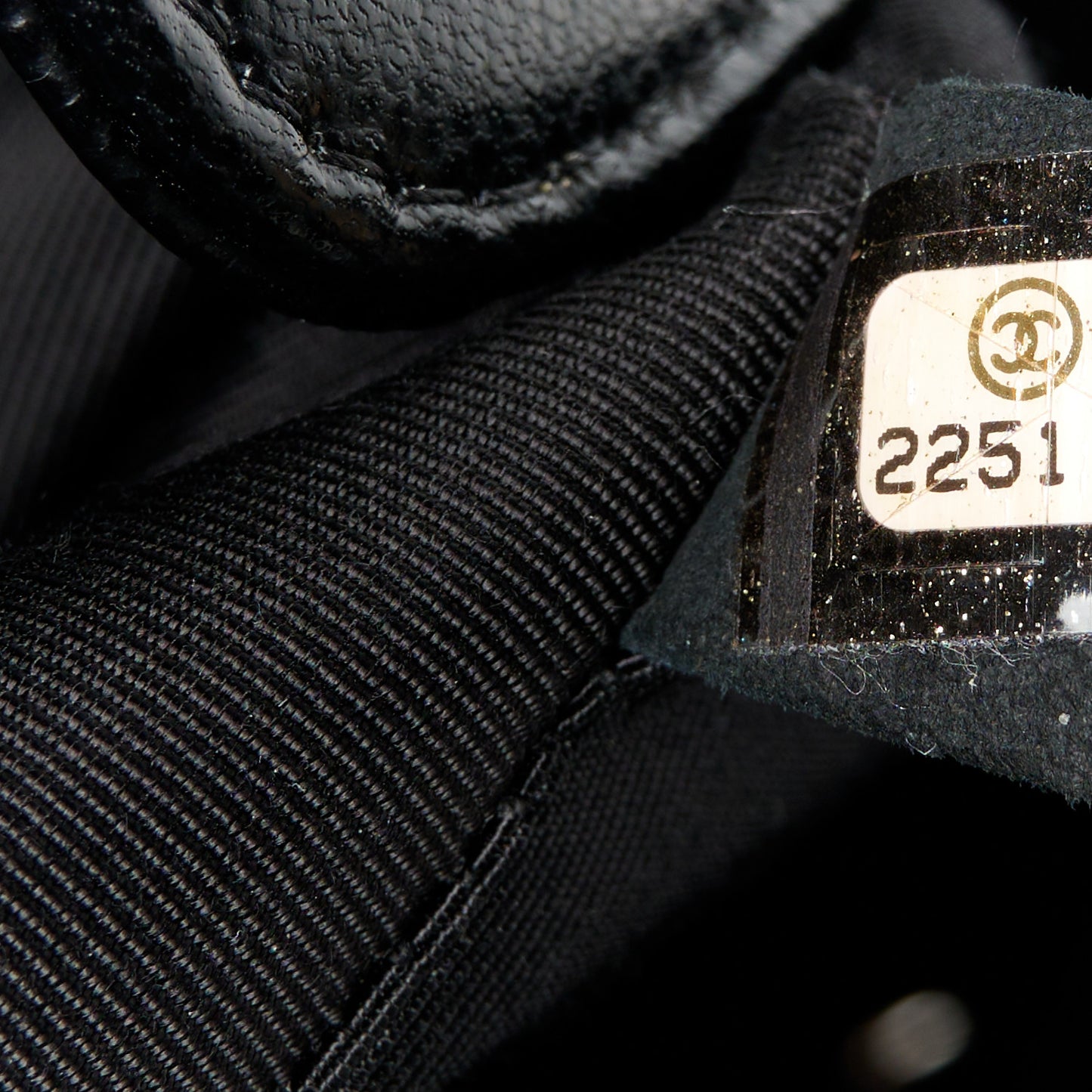 Caviar Chevron Quilted Large Shopping Tote Black