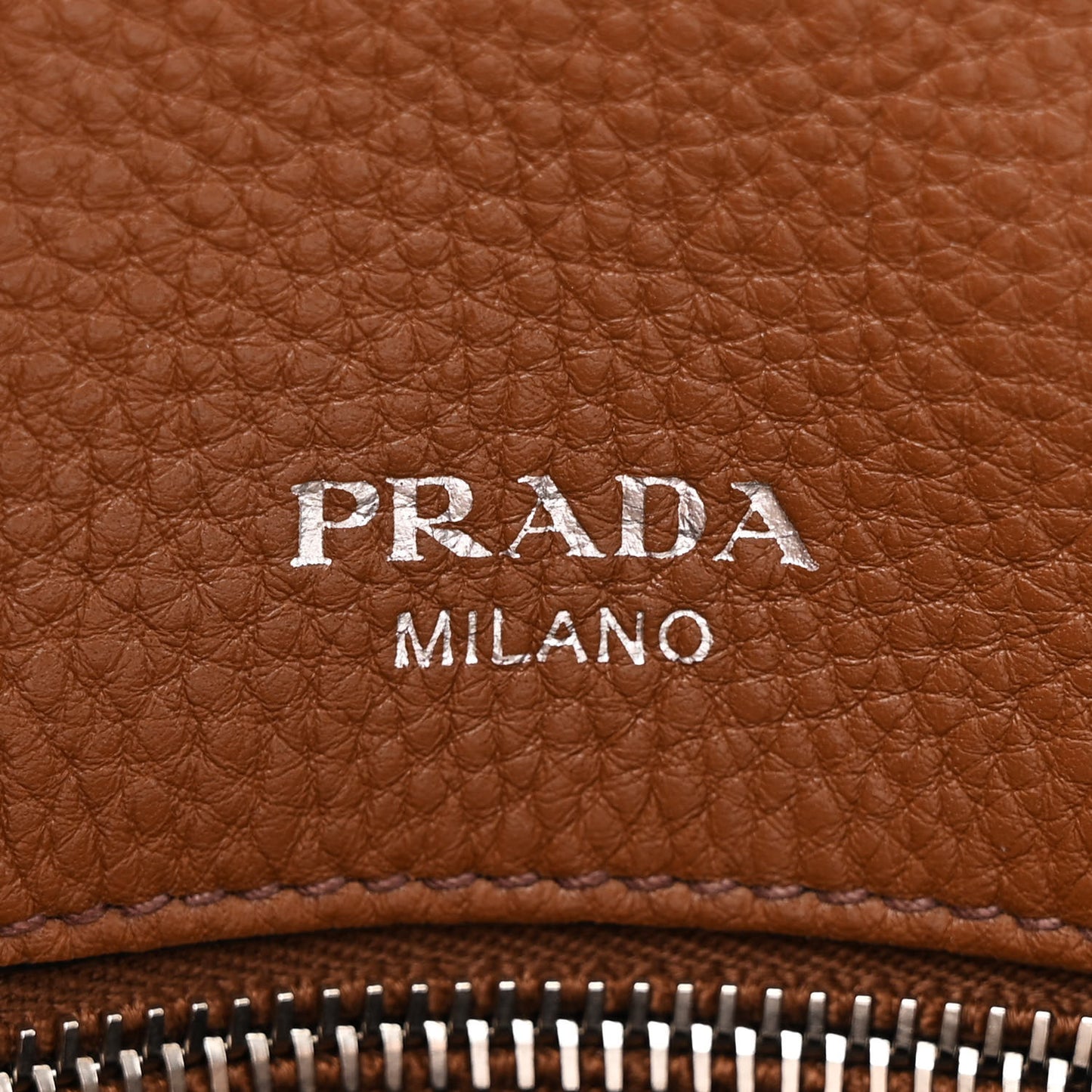 Vitello Phenix Tote Nocciolo