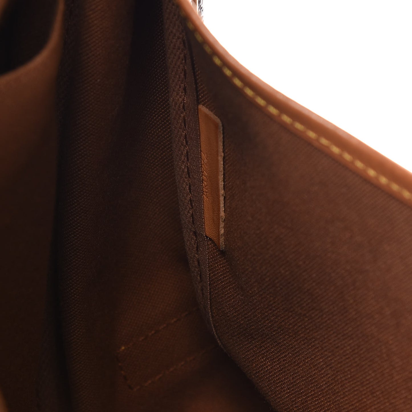 Monogram Saumur 35