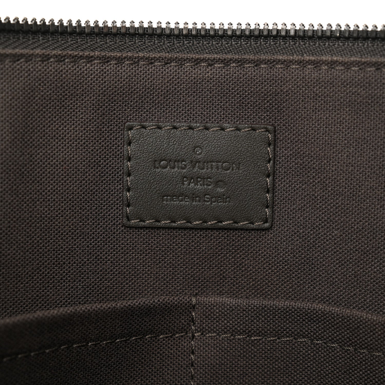 Louis Vuitton Damier Infini Porte-Documents Jour Granit 6 of 16