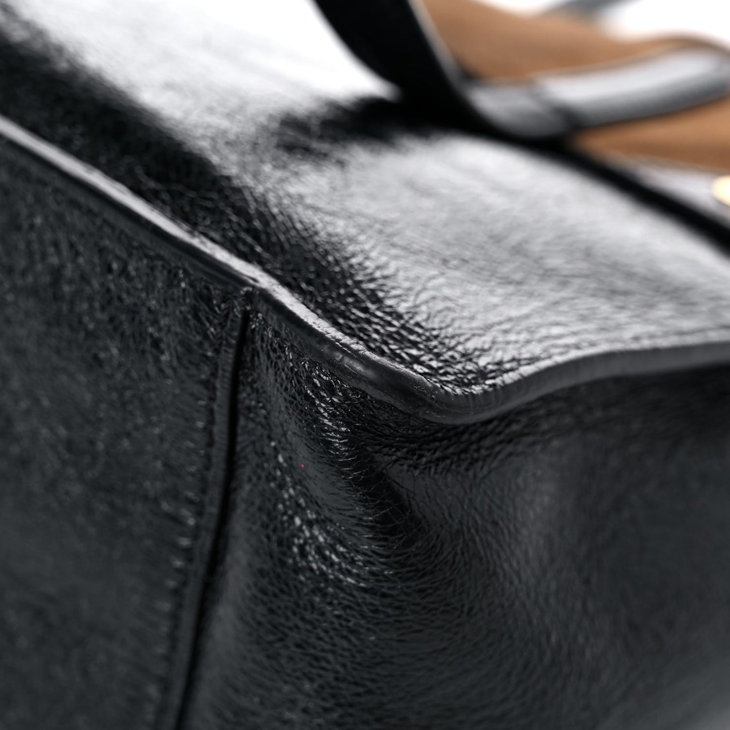 Agnello Old Shine Vitello Go Rain Small Flip Tote Black Marrone