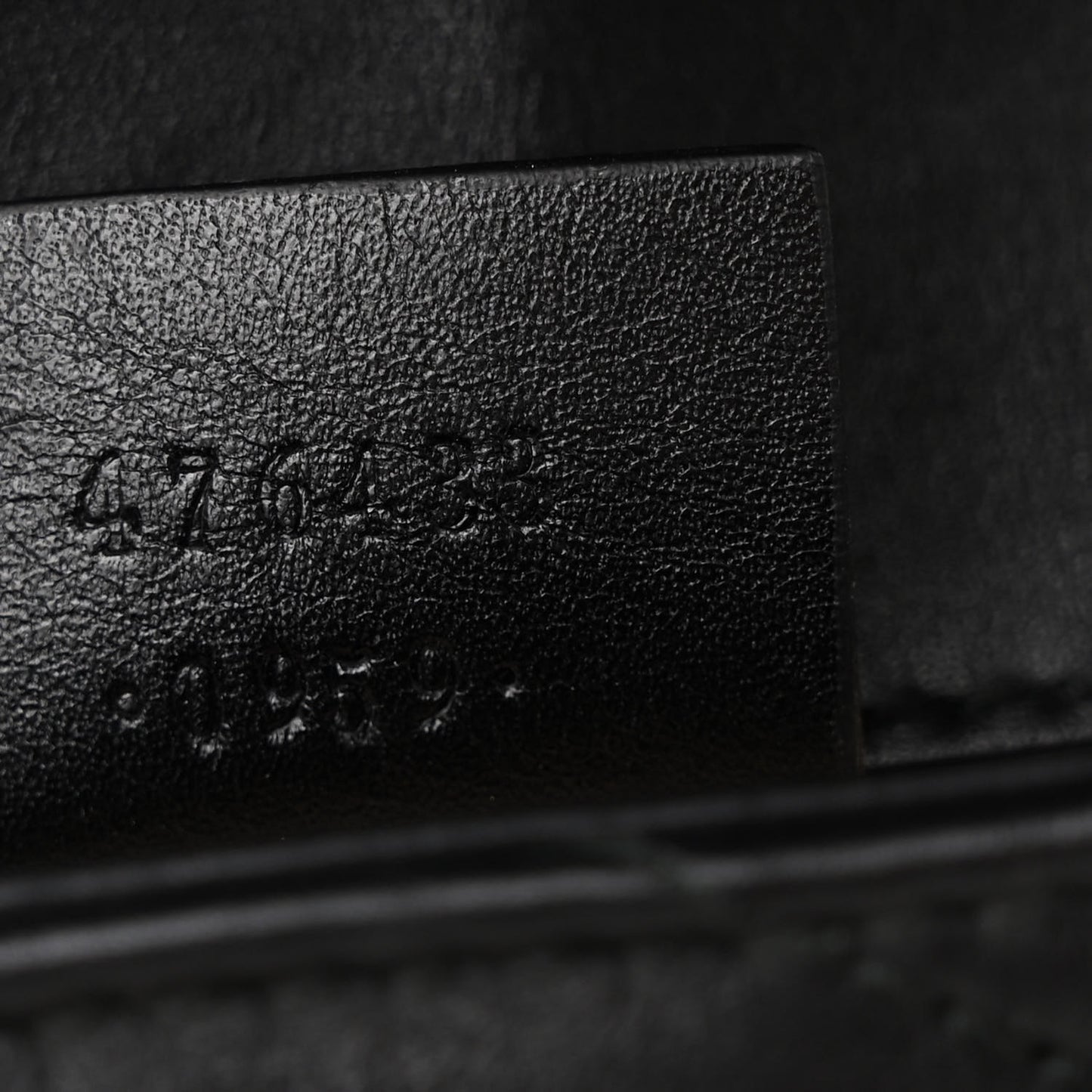 Calfskin Matelasse Super Mini GG Marmont Shoulder Bag Black