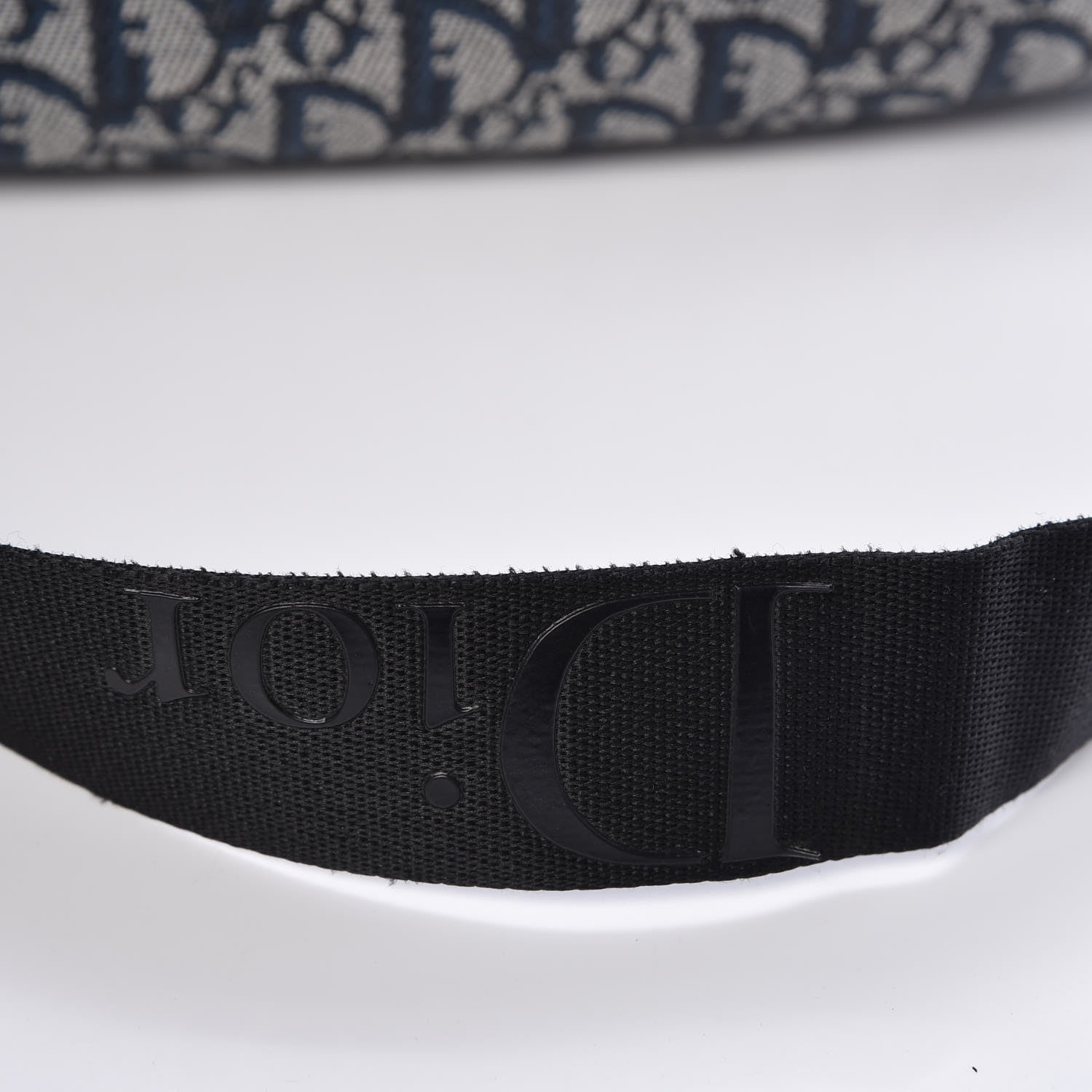 Christian Dior Monogram Messenger Navy 20 of 20