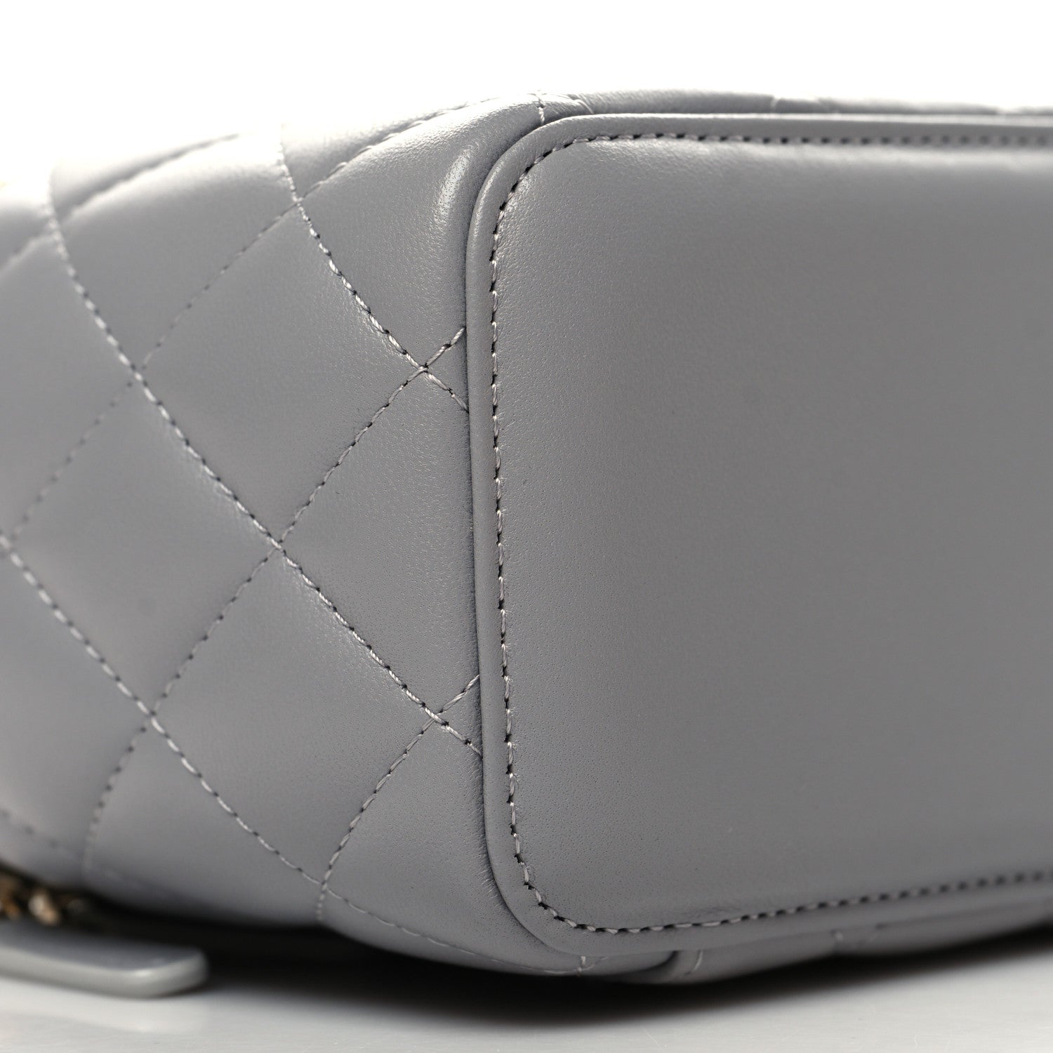 Chanel Lambskin Quilted Small Pearl Crush Vanity Case With Chain Grey 9 of 10