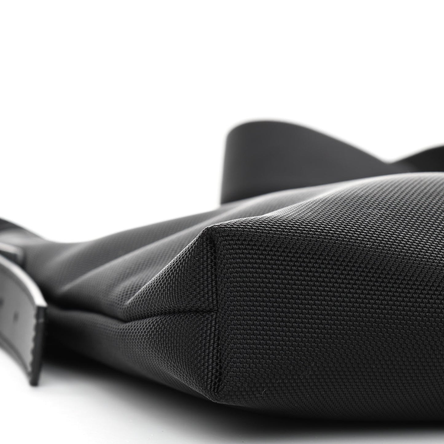 Techno Canvas Web Messenger Bag Black