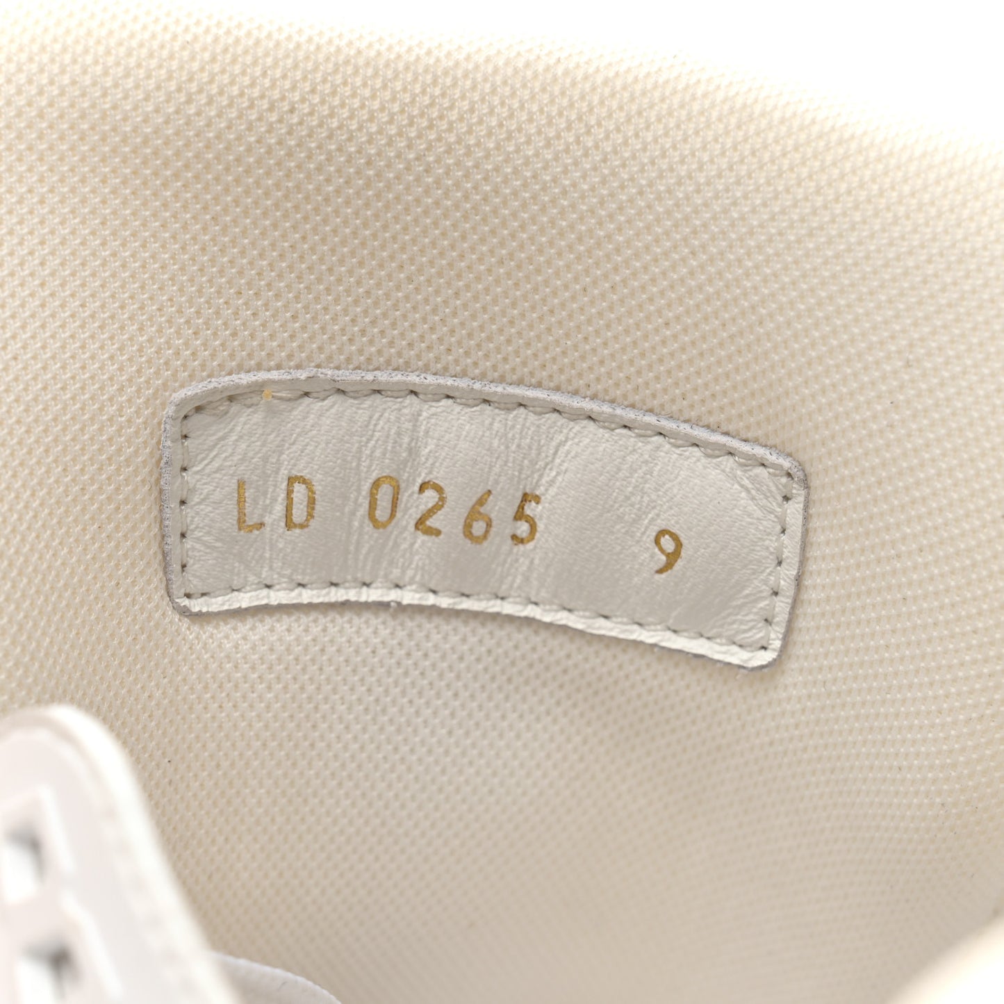 Calfskin Patent Mens LV Trainer Sneakers 9 White Black