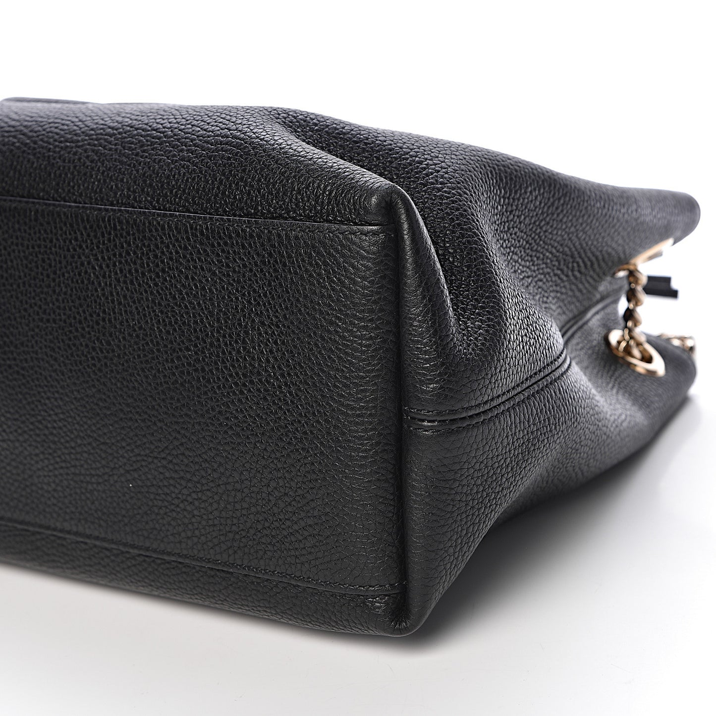 Pebbled Calfskin Medium Soho Chain Shoulder Bag Black