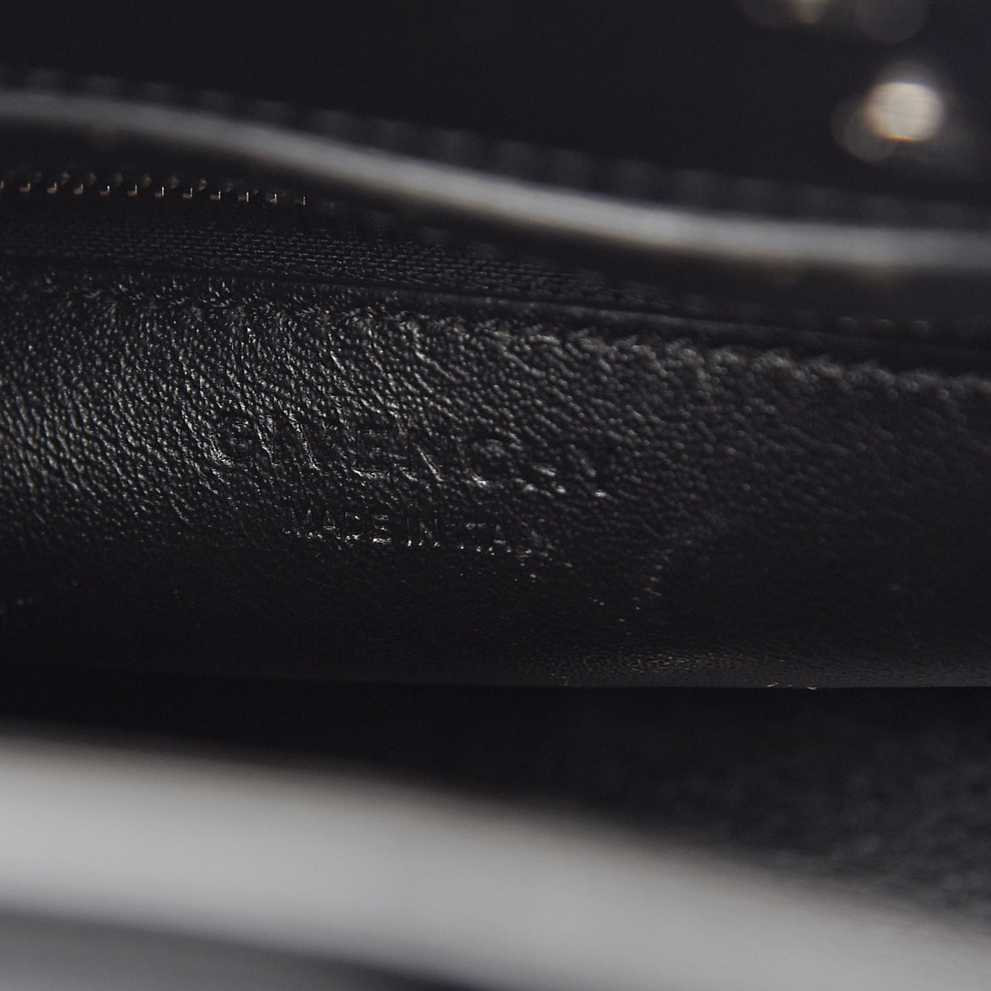 Grained Calfskin Small Horizon Satchel Black