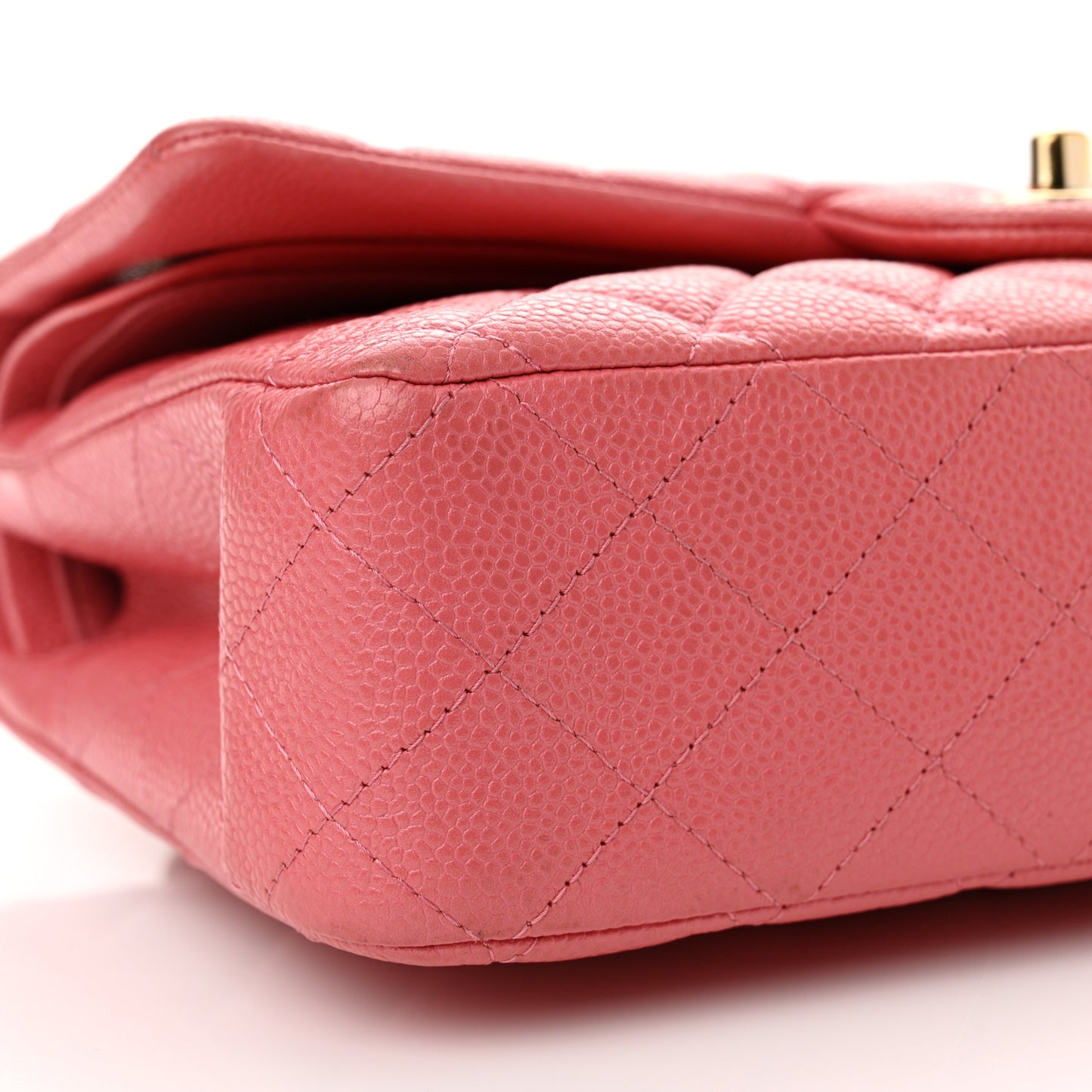 Iridescent Caviar Quilted Medium Double Flap Dark Pink