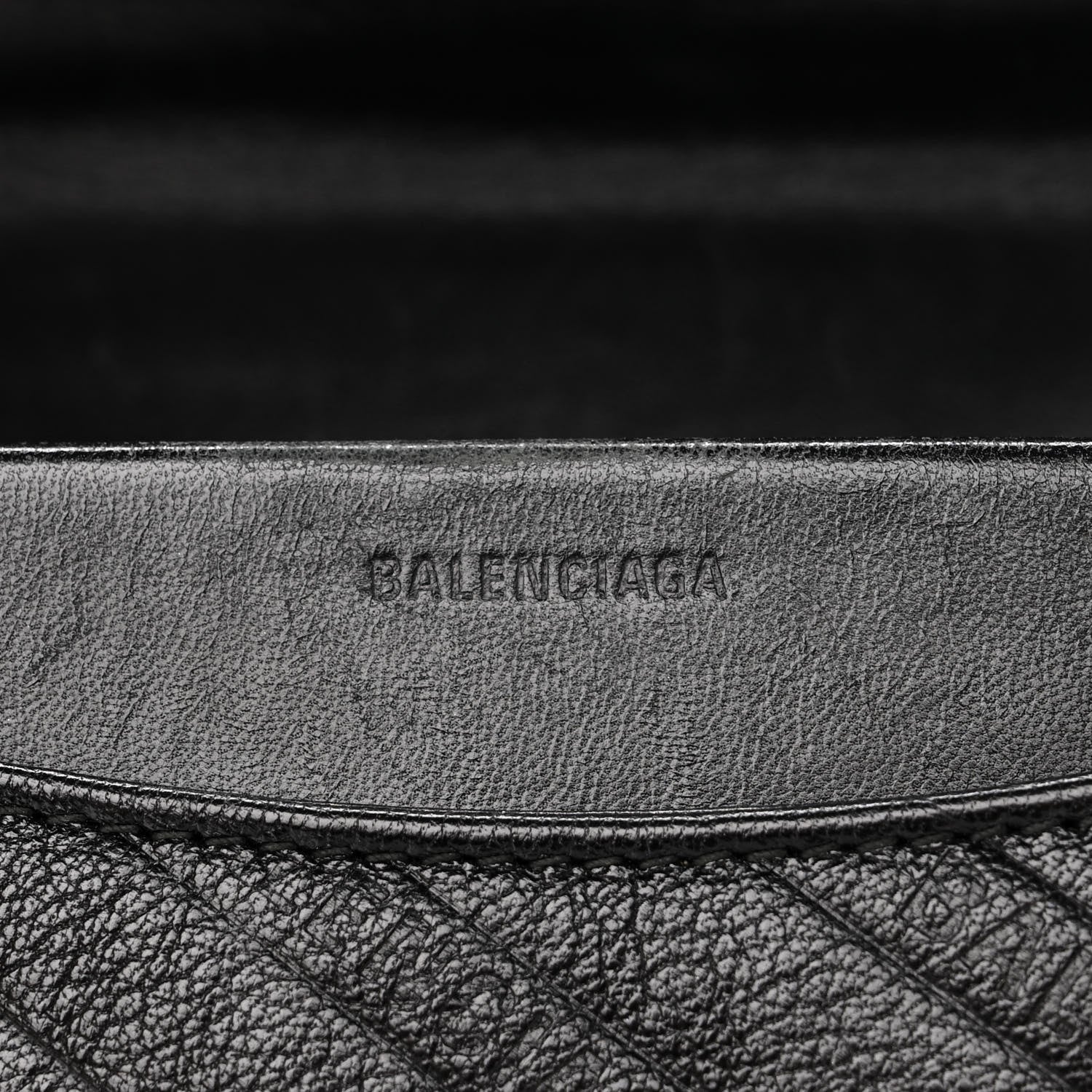 Balenciaga Shiny Goatksin Logo Embossed Monochrome M BB Round Shoulder Bag Black 7 of 15