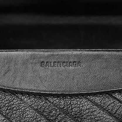 Balenciaga Shiny Goatksin Logo Embossed Monochrome M BB Round Shoulder Bag Black 7 of 15