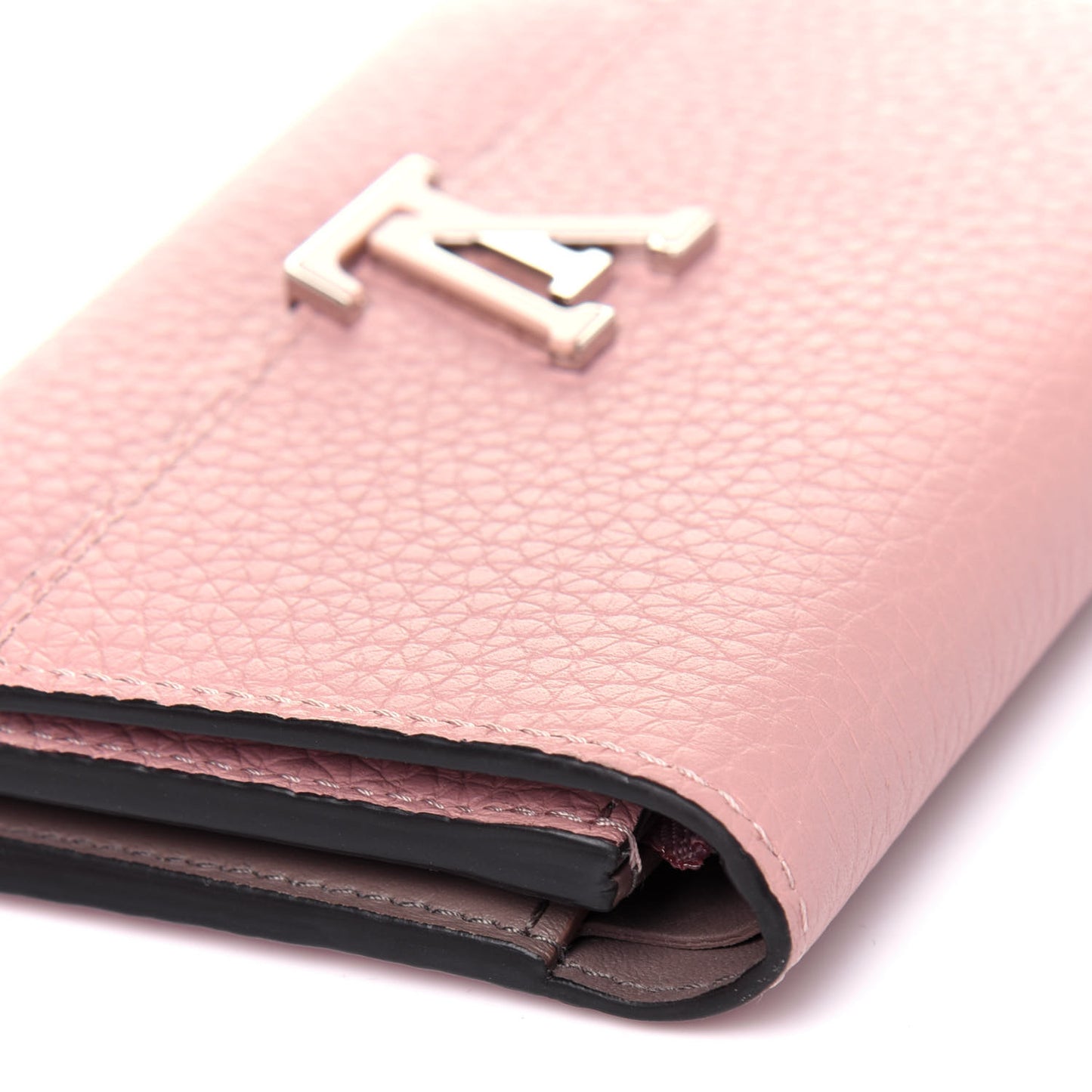 Taurillon Capucines Compact Wallet Magnolia