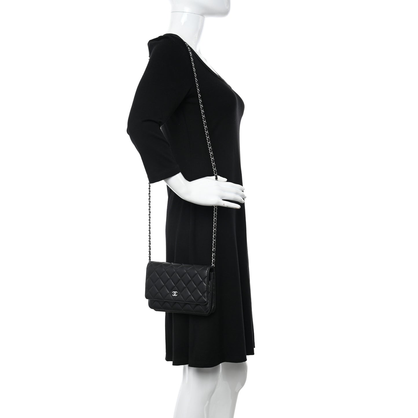Lambskin Quilted Wallet On Chain WOC Black