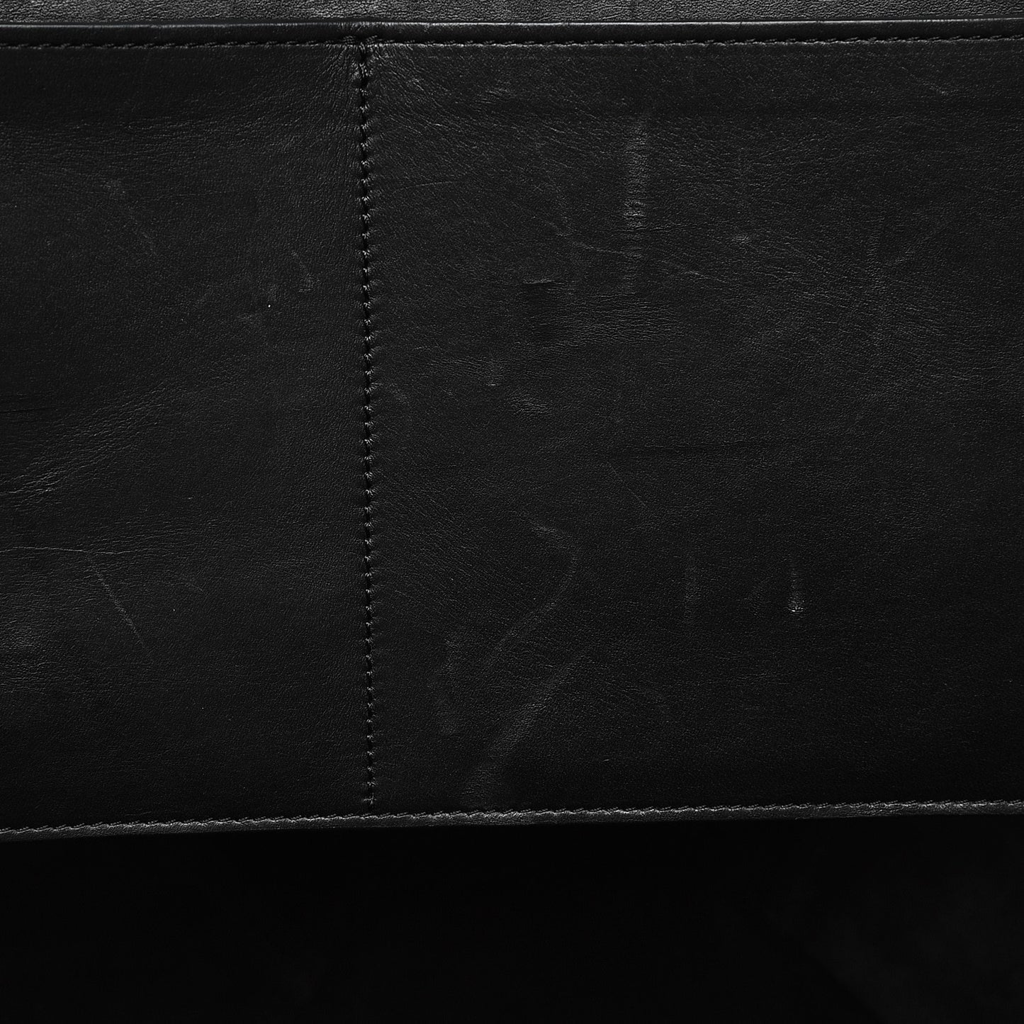 Supple Natural Calfskin Vertical Tri-Fold Bag Black