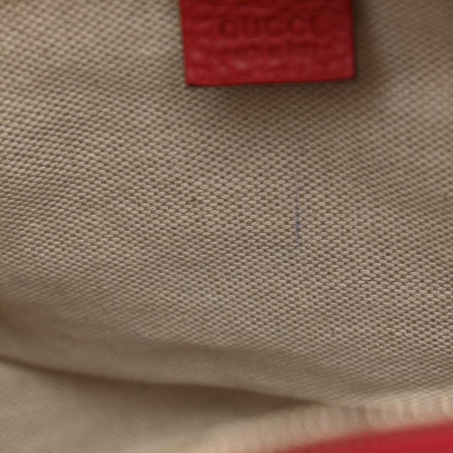 Pebbled Calfskin Medium Soho Boston Red