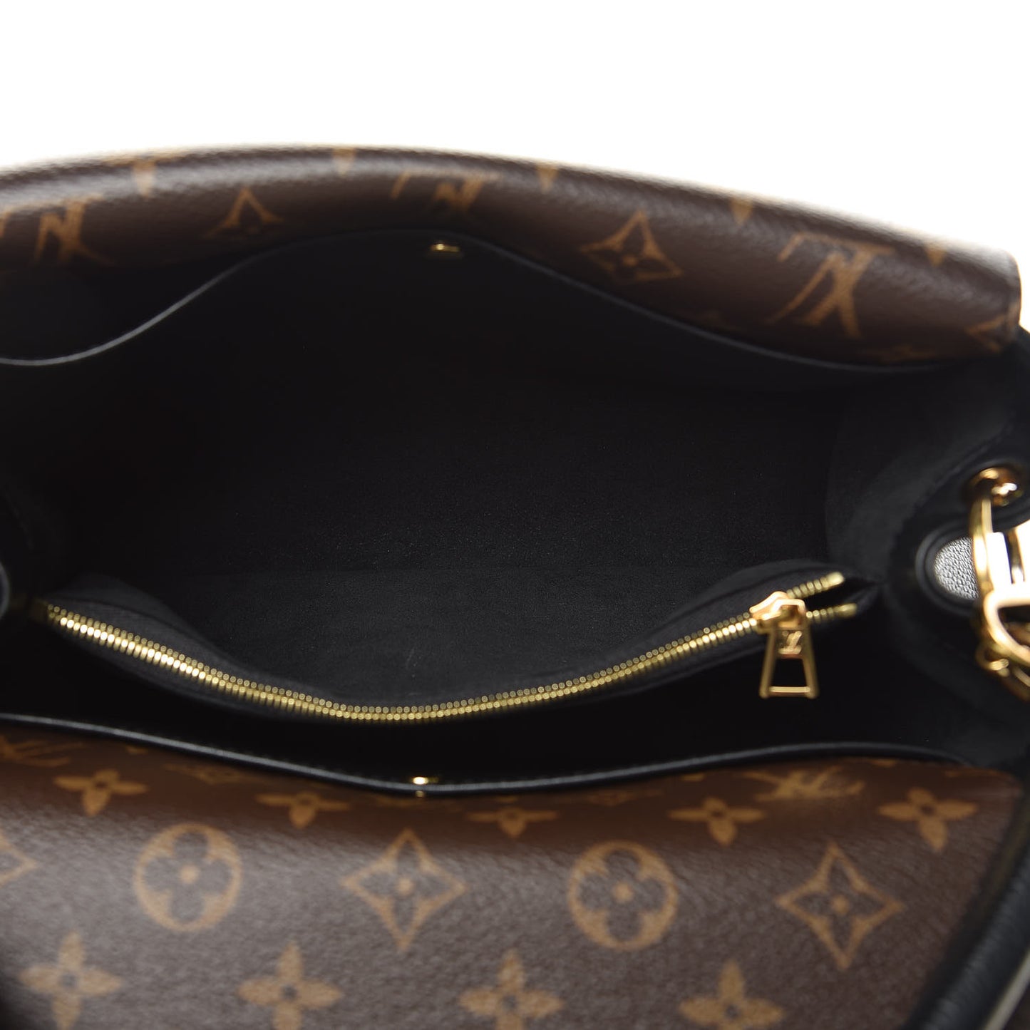 Monogram Double V Black