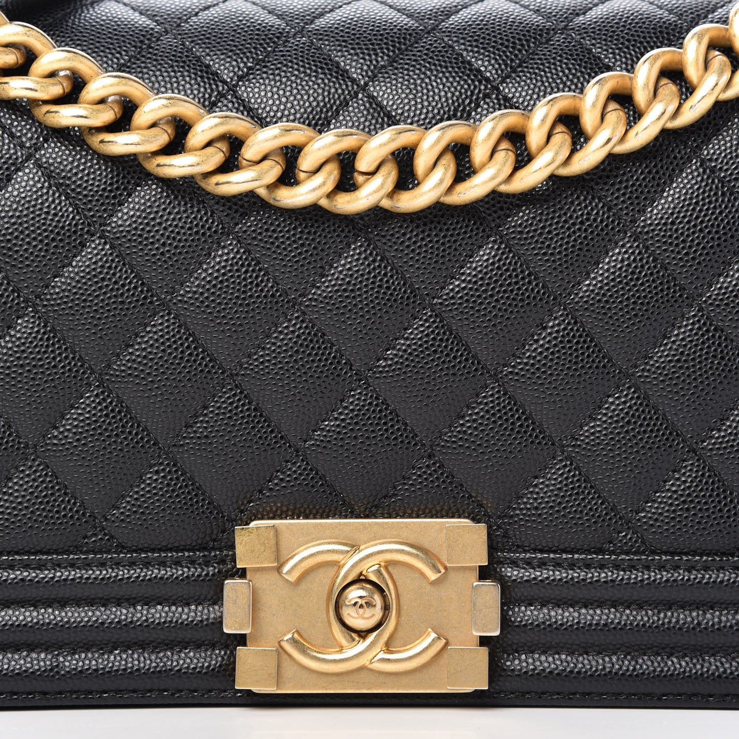 Caviar Quilted Medium Boy Flap Black