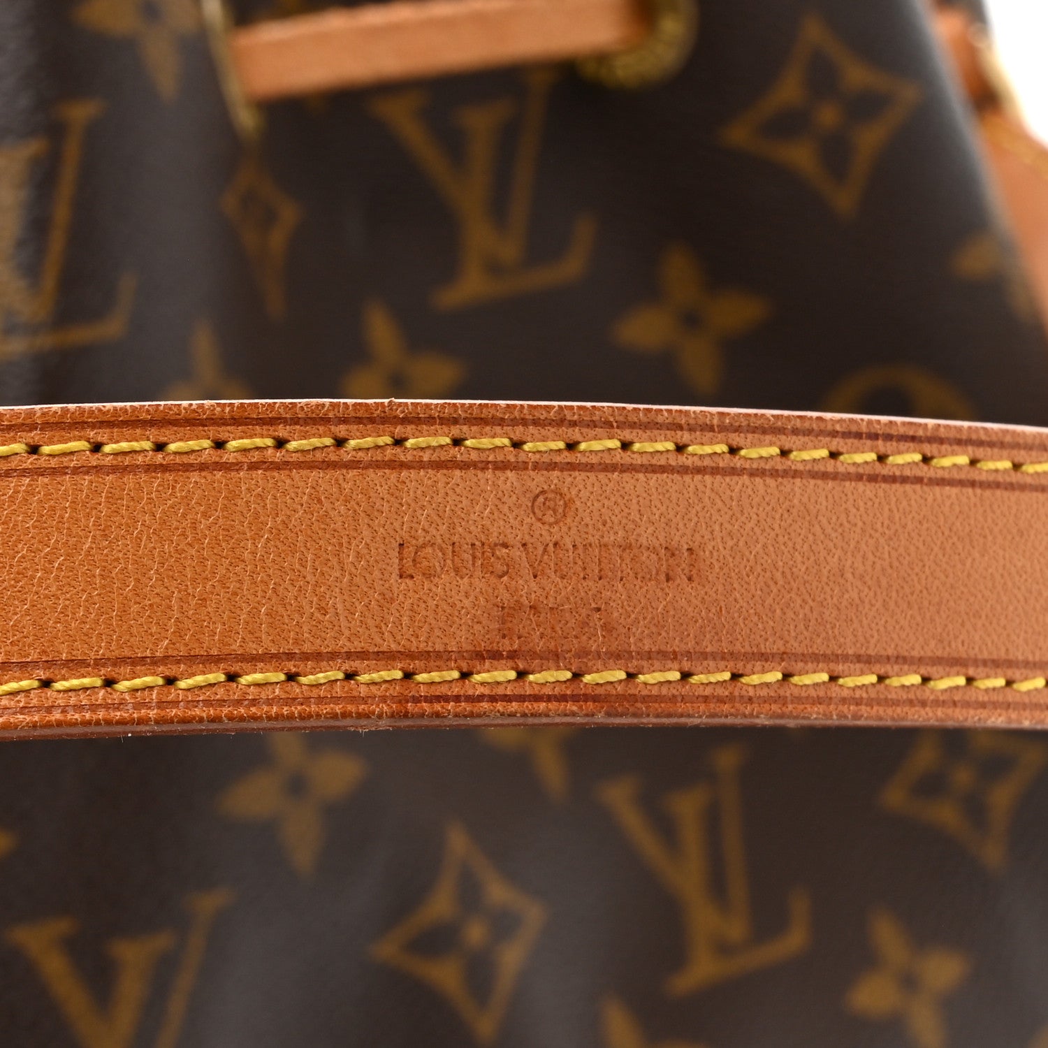 Louis Vuitton Monogram Petit Noe 15 of 15