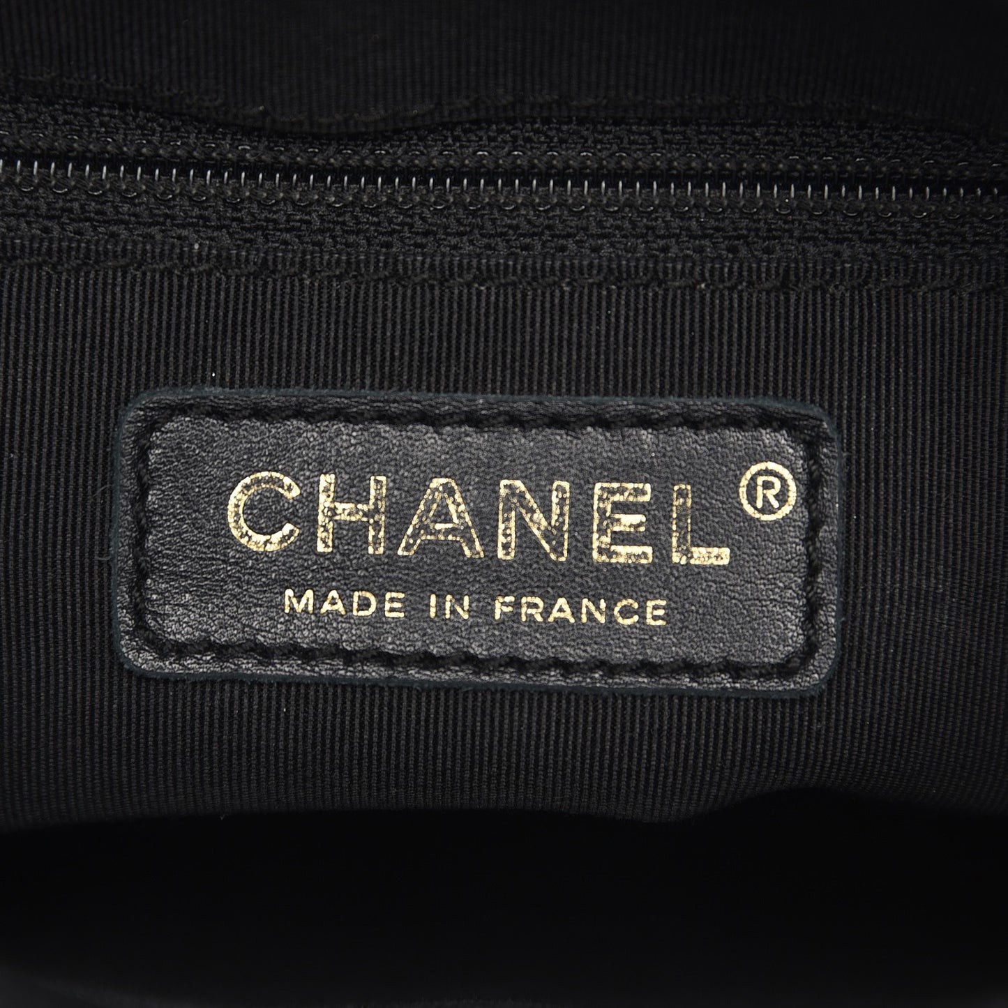 Caviar Quilted Hobo Black