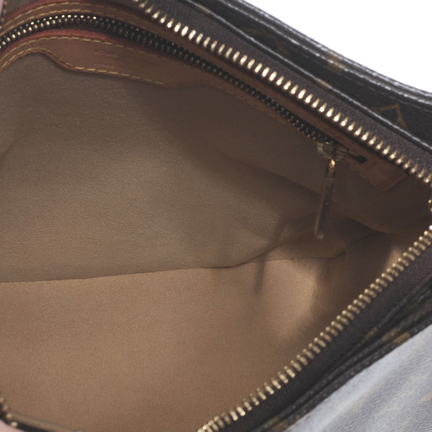 Louis Vuitton Monogram Looping MM 5 of 7