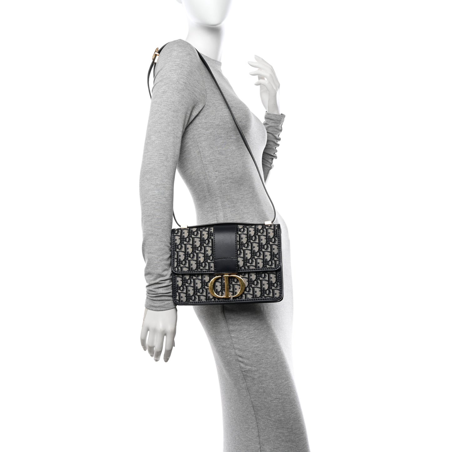 Oblique 30 Montaigne Flap Bag Blue