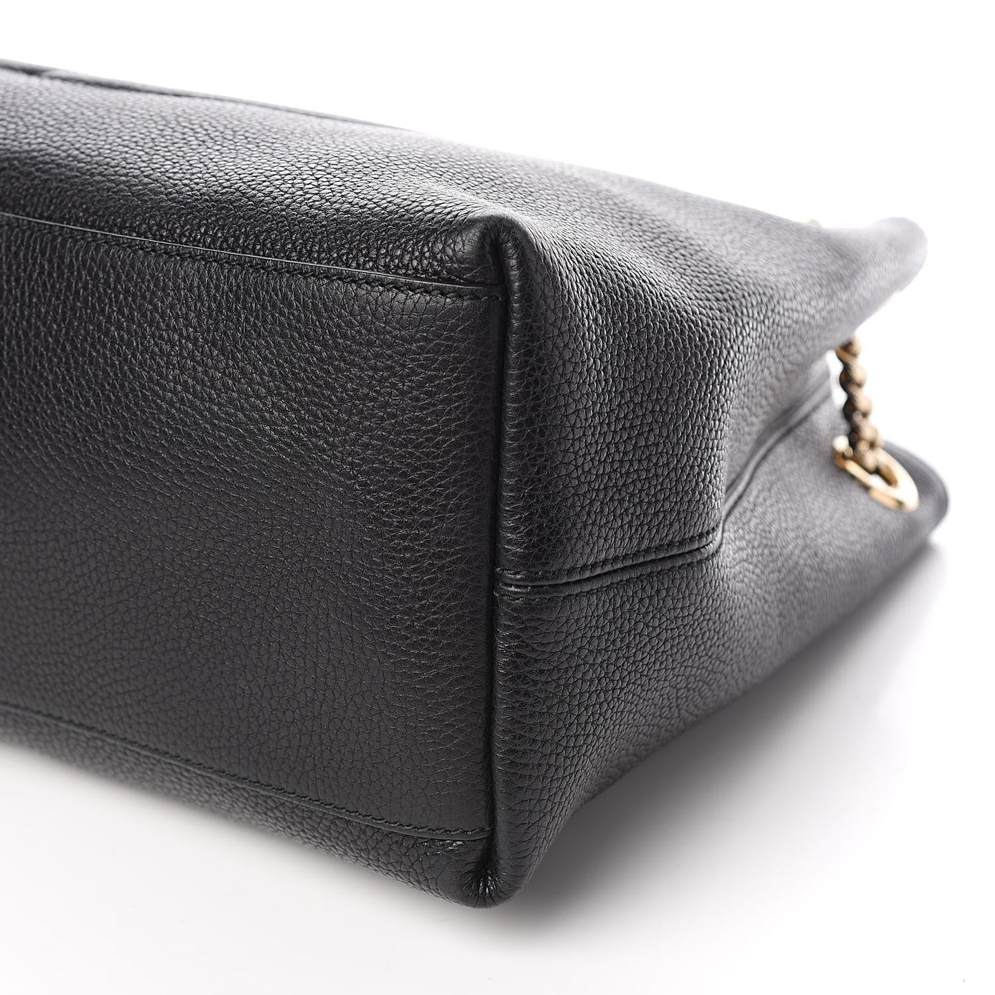 Pebbled Calfskin Medium Soho Chain Shoulder Bag Black