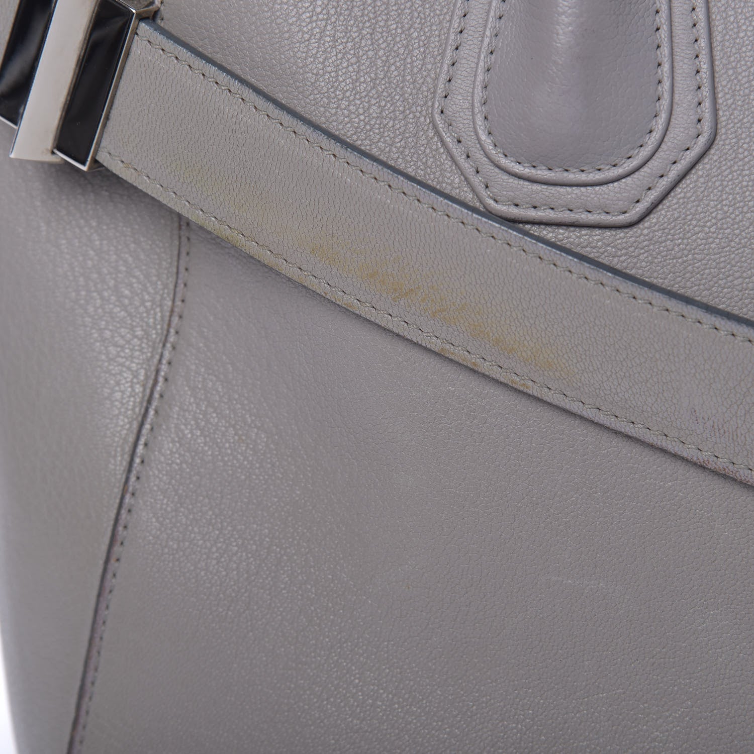 Givenchy Sugar Goatskin Medium Antigona Pearl Grey 20 of 32
