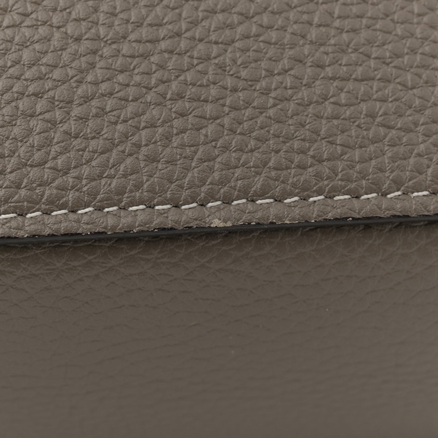 Drummed Calfskin Micro Luggage Souris