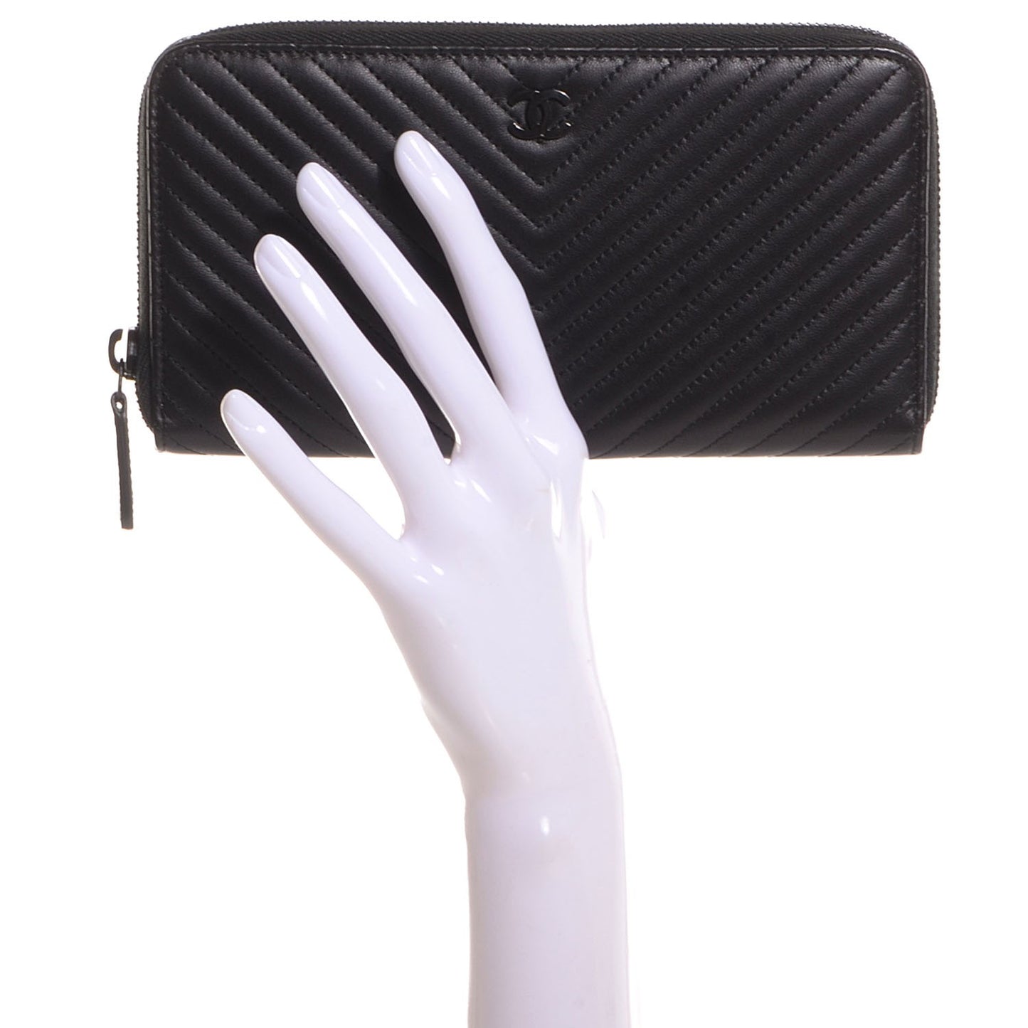 Lambskin Chevron Zip Wallet Black
