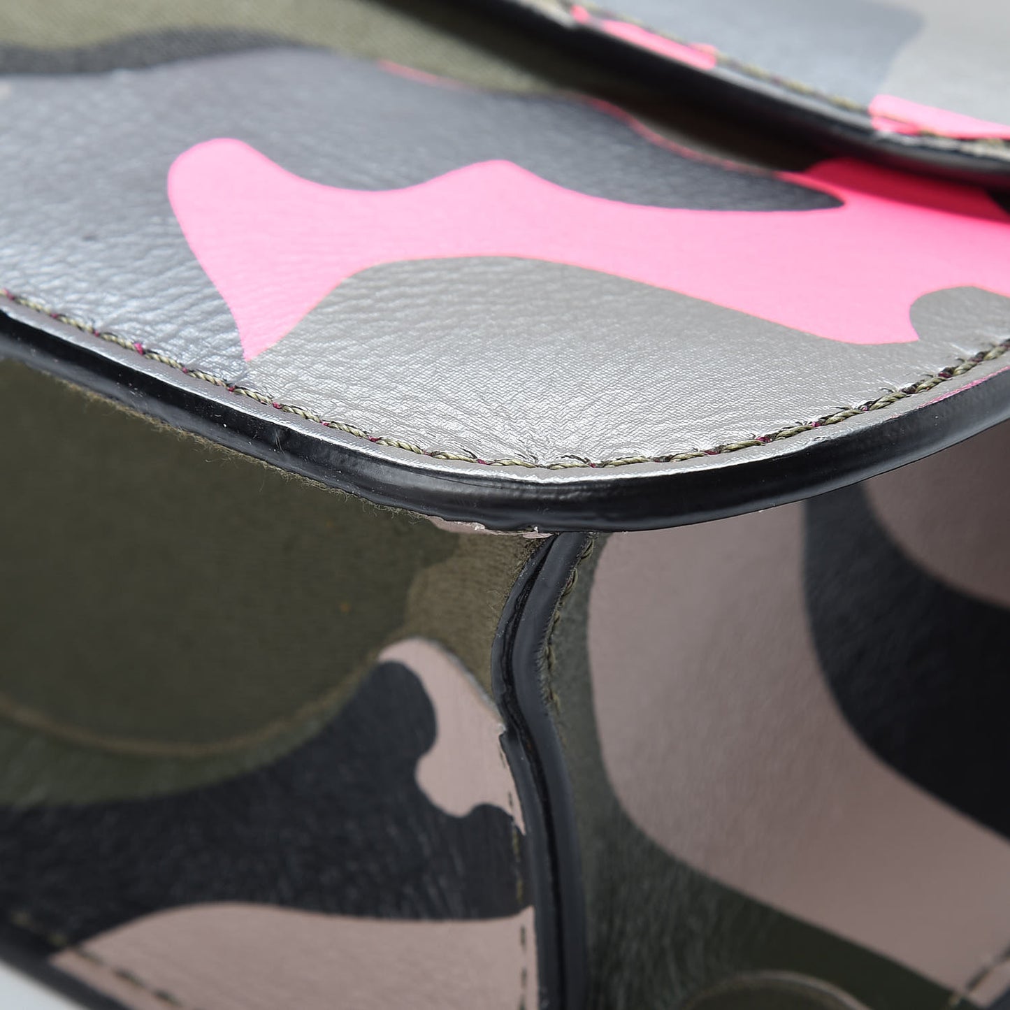 Nappa Canvas Camouflage Medium Glam Lock Rockstud Flap Fuxia Fluo