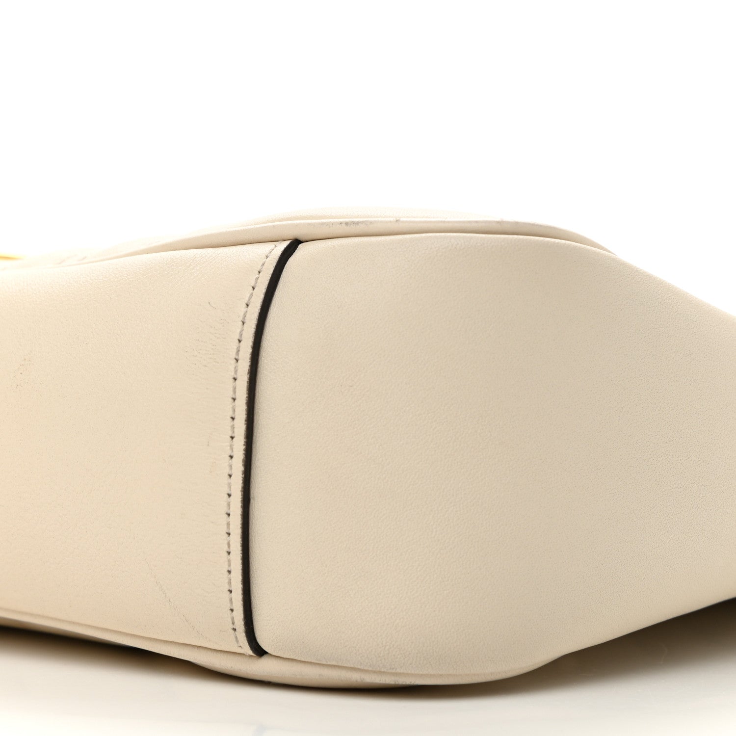 Gucci Calfskin Matelasse Medium GG Marmont Shoulder Bag White 11 of 12