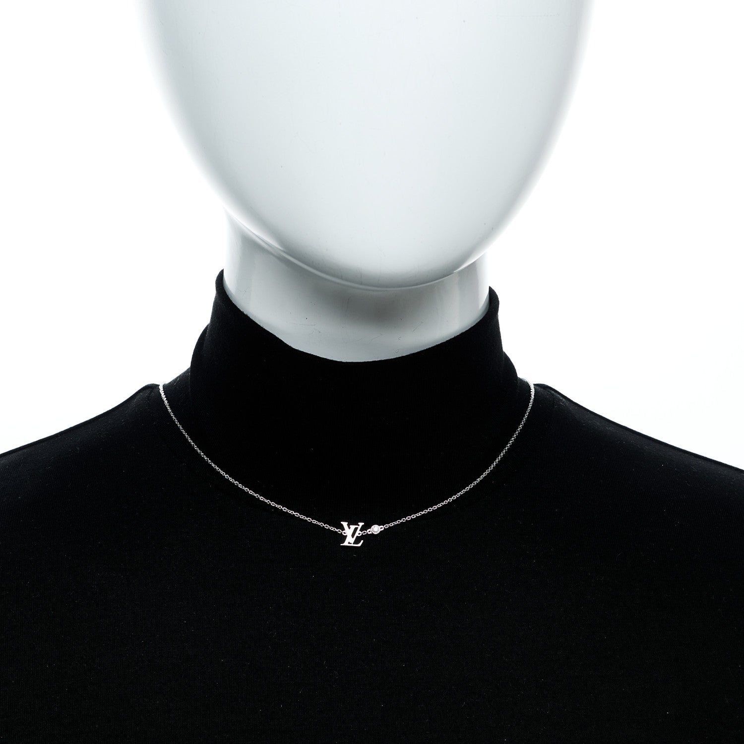 Louis Vuitton 18K White Gold Diamond Idylle Blossom LV Pendant Necklace 2 of 5