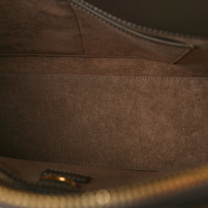 Louis Vuitton Taurillon Vendome MM Earth 5 of 9